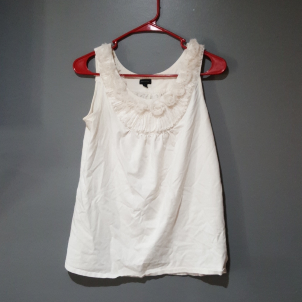 White tank